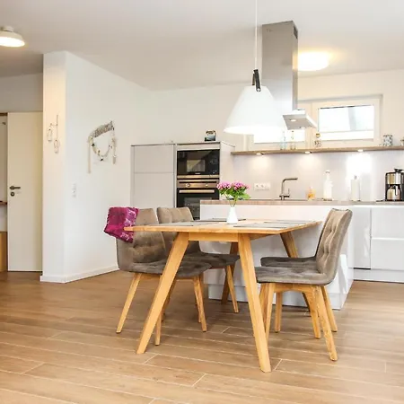 Blauwasser Lee בית נופש *