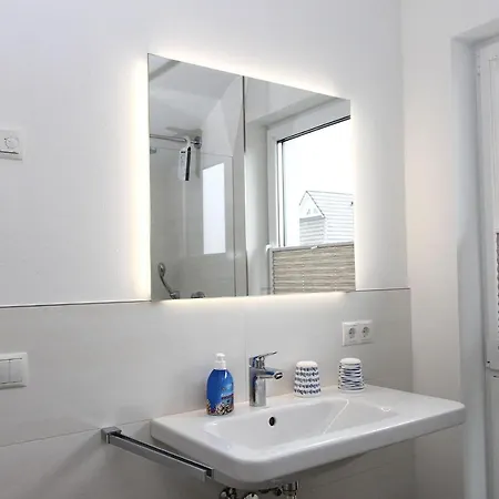 Blauwasser Lee * זינקסט